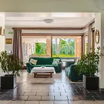 D'hote Rubis Bed & Breakfast 3*