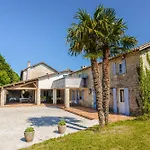 Bed & Breakfast D'hote Rubis 3*