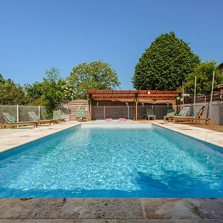 D'hote Rubis לינה וארוחת בוקר Genouille (Charente-Maritime)