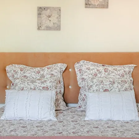 D'hote Rubis Bed & Breakfast Genouille (Charente-Maritime)