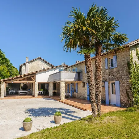 Bed and Breakfast D'hote Rubis Genouille (Charente-Maritime)
