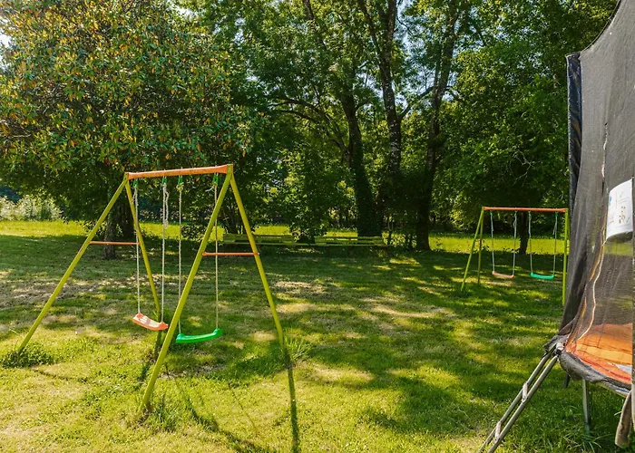 D'hote Rubis Genouille (Charente-Maritime)